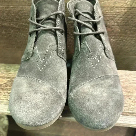 TOMS Women’s wedge ankle bootie size 8.5 - Picture 4 of 10